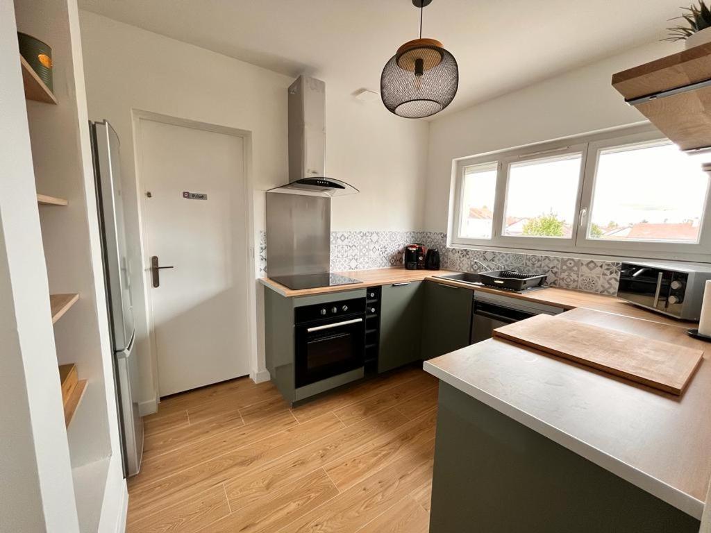 Duplex Familial Proche Gare Et Hyper Centre Ville Villepreux Екстериор снимка