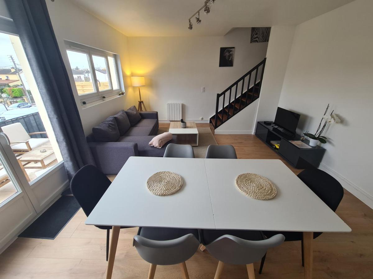 Duplex Familial Proche Gare Et Hyper Centre Ville Villepreux Екстериор снимка
